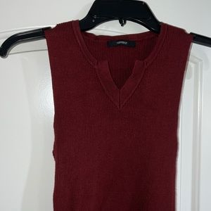 V neck sleeveless red blouse